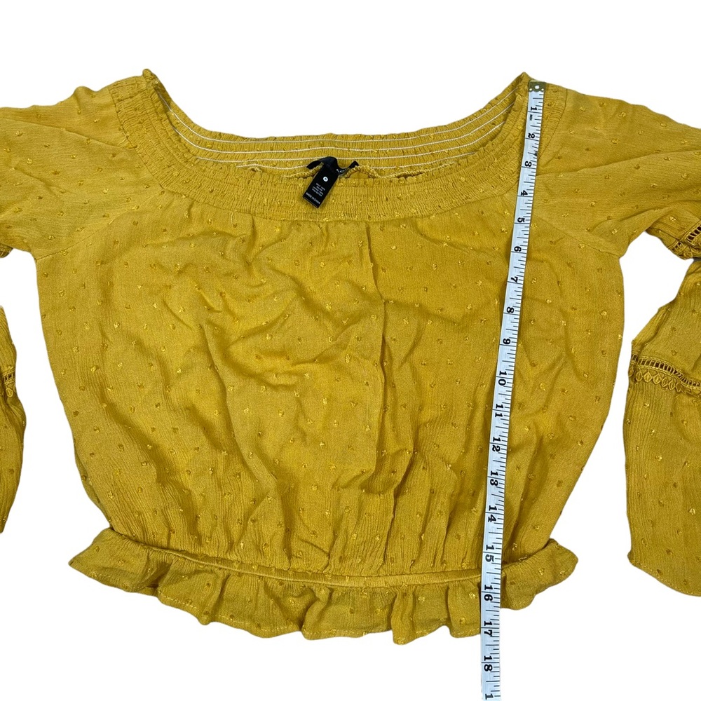 Aqua Women's Cropped Off-The-Shoulder Smocked Bell Sleeve Top Size Small Mustard - Picture 6 of 12
